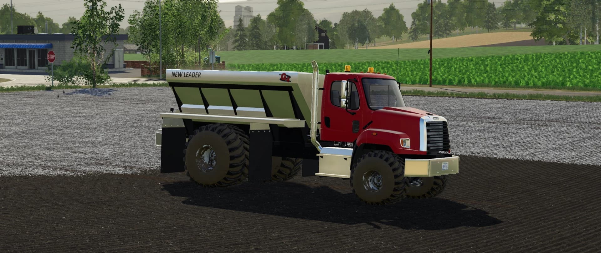 FREIGHTLINER 108SD WITH NEW LEADER L4330G4 LIME / FERTILIZER SPREADER