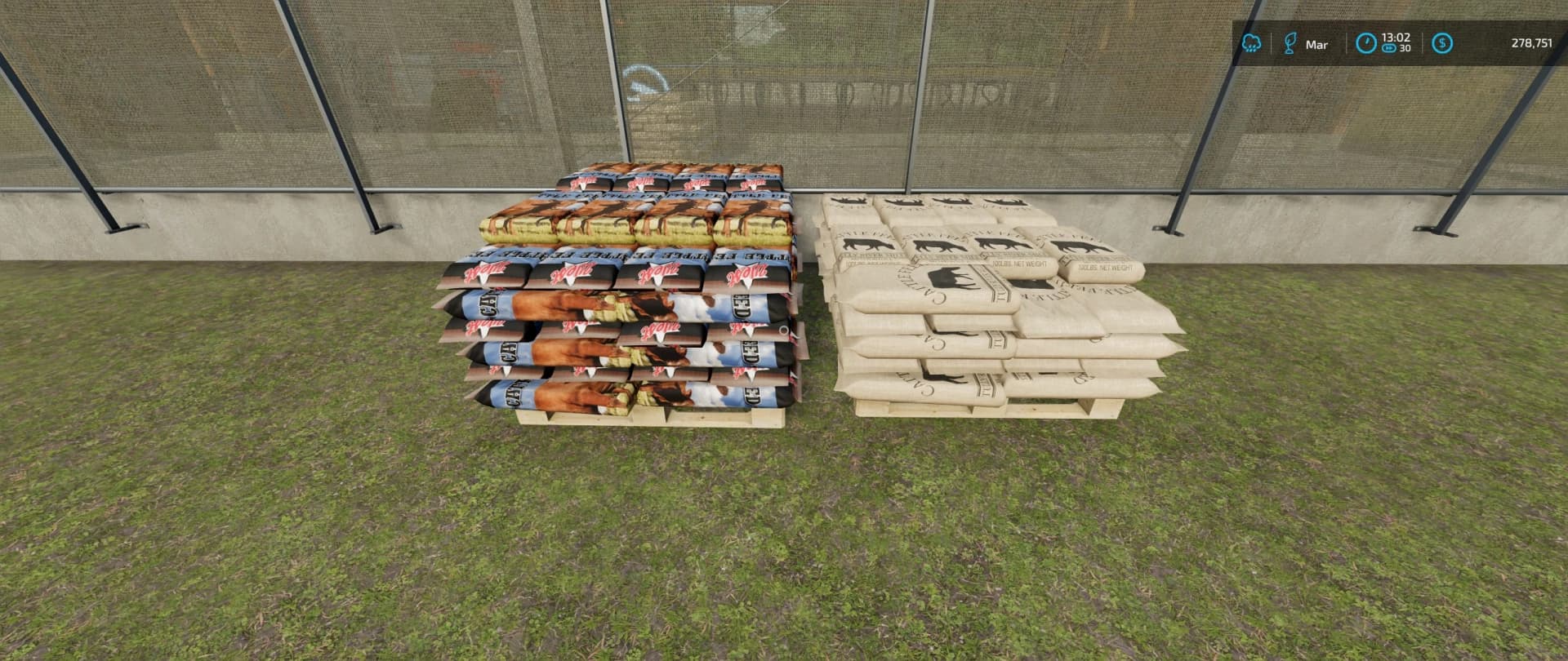 TMR/HAY PALLET FEED