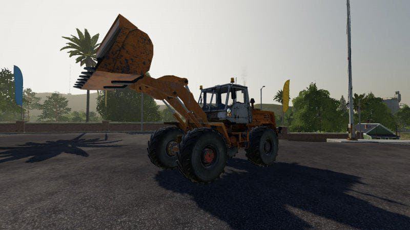 HTZ T-156 AP