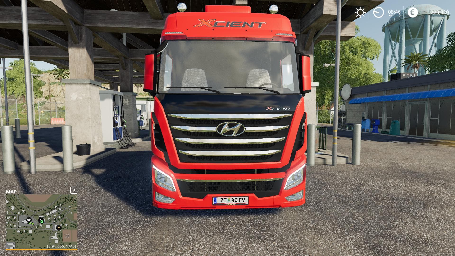HYUNDAI TRAGO XCIENT 2013