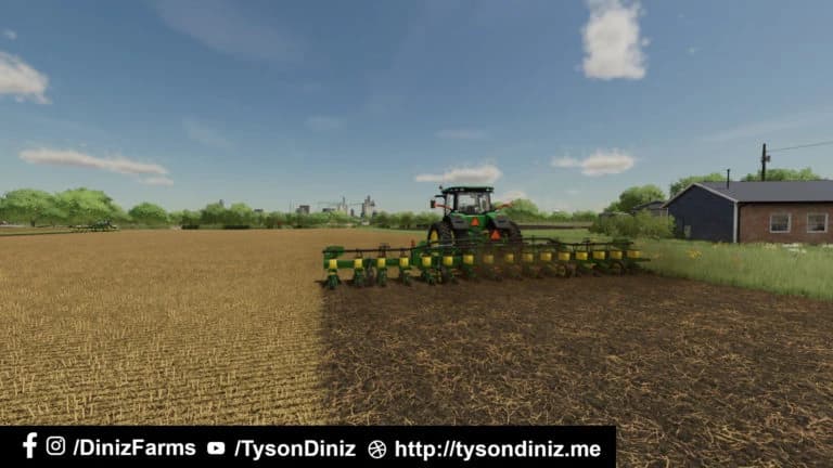 JOHN DEERE 1720 16 ROW 30 STACK-FOLD PLANTER