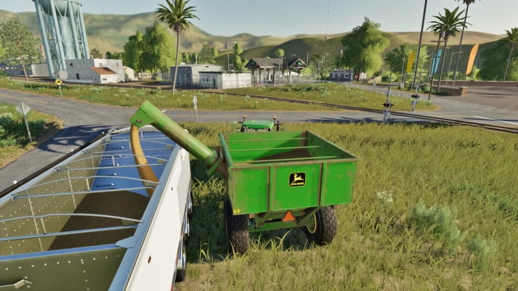 JOHN DEERE 500 GRAINT CART