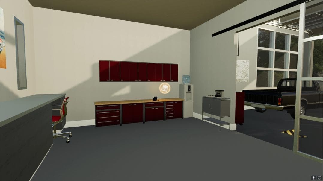 MODERN GARAGE WITH WORKSHOP FUNCTION