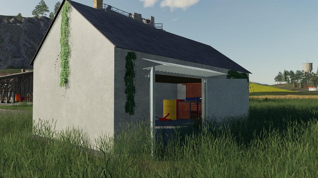 OLD GARAGE FOR YOUR FARM