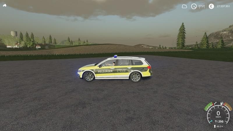 PASSAT VARIANT MILITARY POLICE