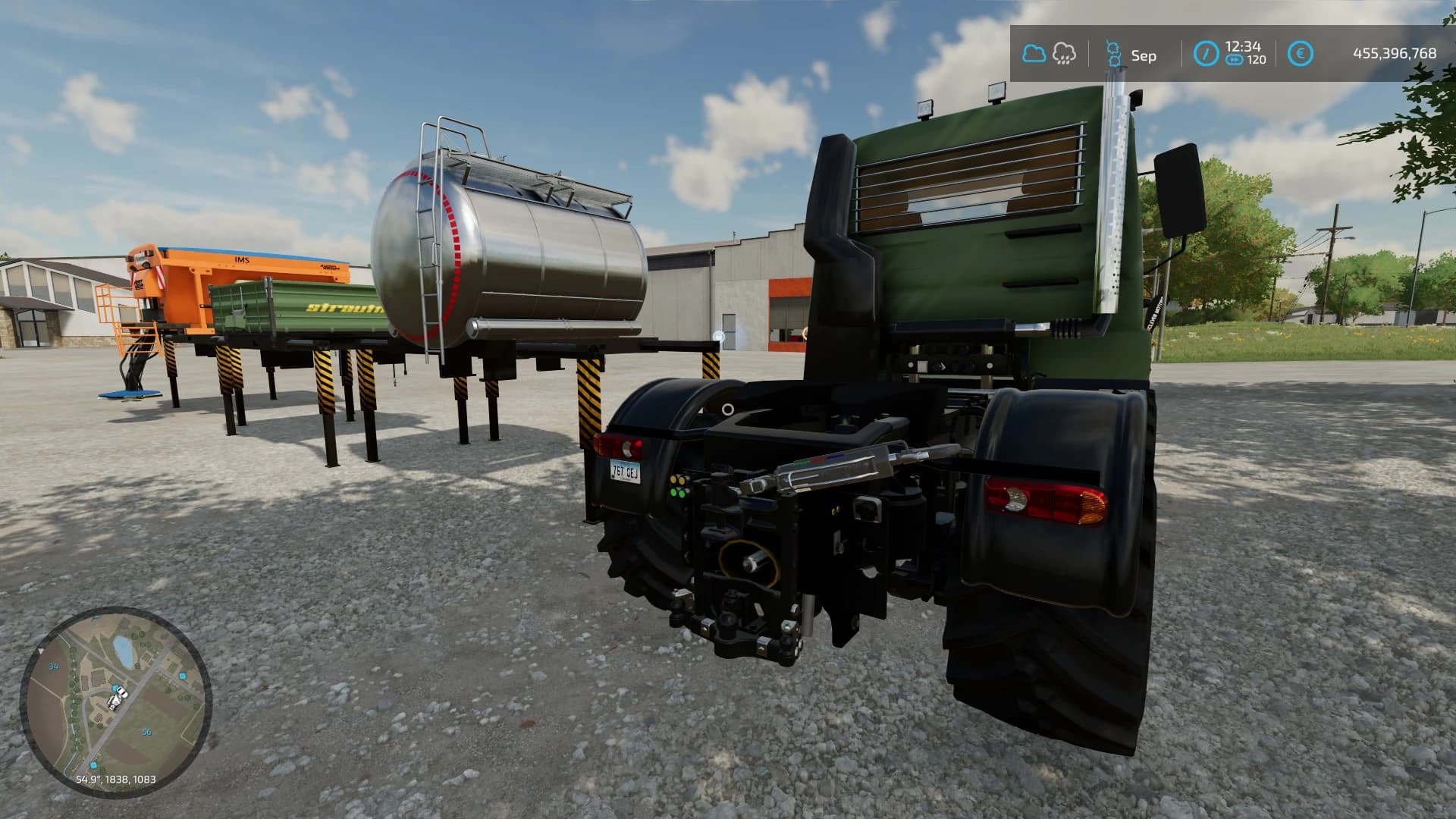 UNIMOG U400 WITH INTERCHANGEABLE FRAME