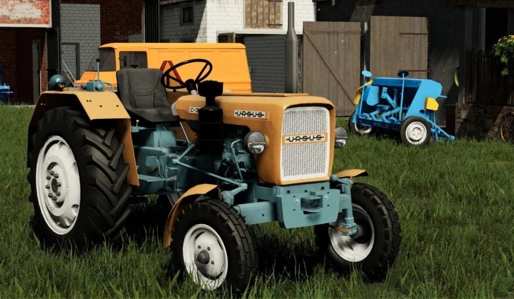 URSUS C330