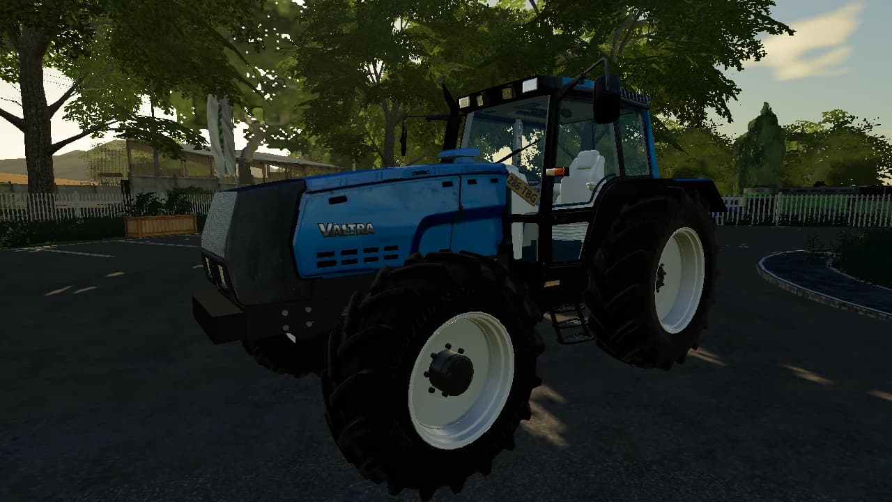 VALTRA 8400