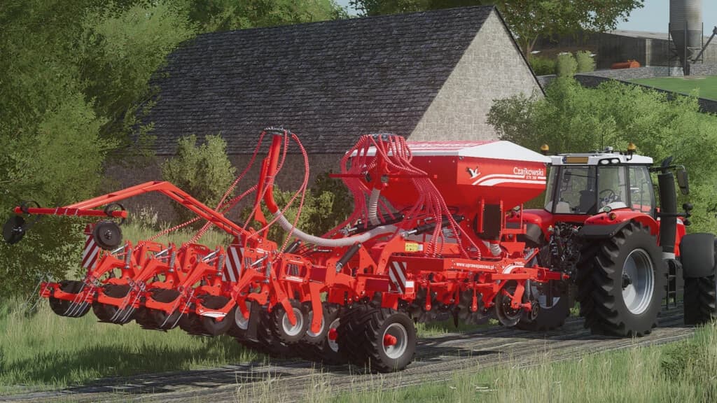 CZAJKOWSKI STRIP-TILL SEEDER