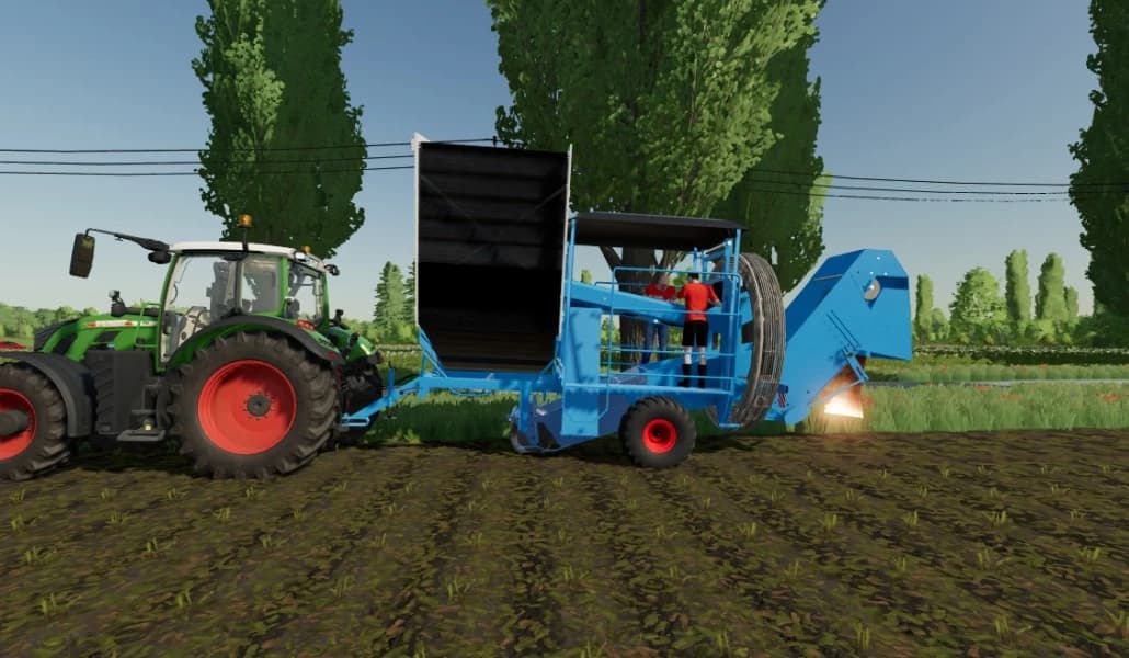 FORTSCHRITT E689 POTATO HARVEST MACHINE .