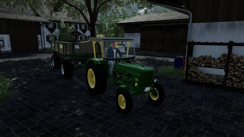 JOHN DEERE 710