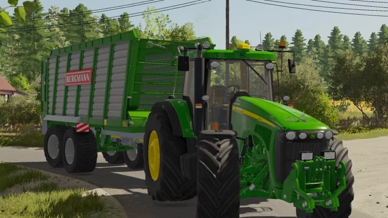 John Deere 8020