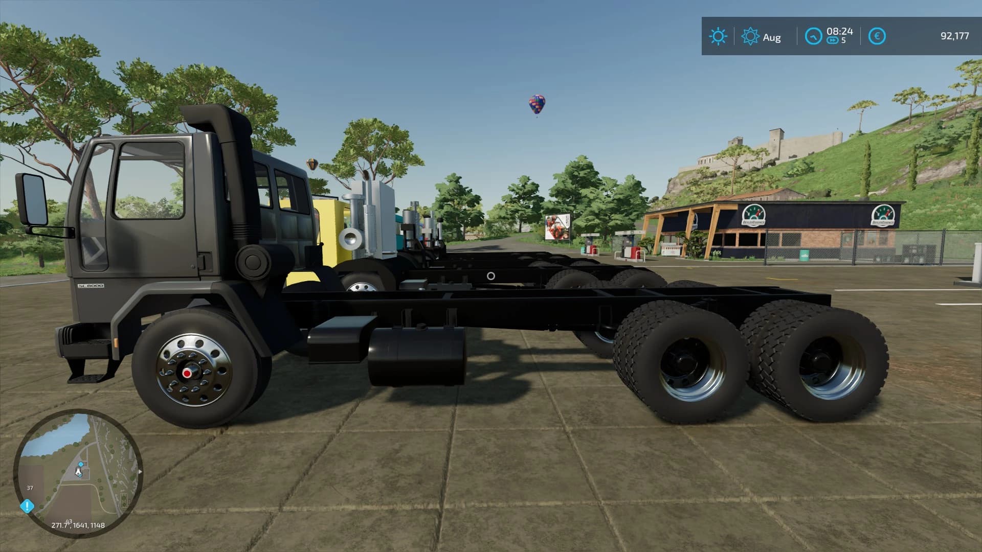LOW CAB FORWARD PACK