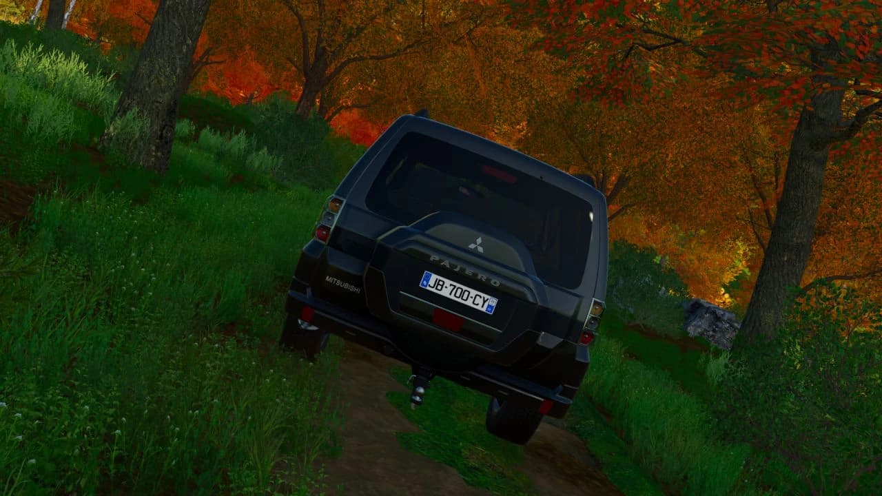 MITSUBISHI PAJERO IV
