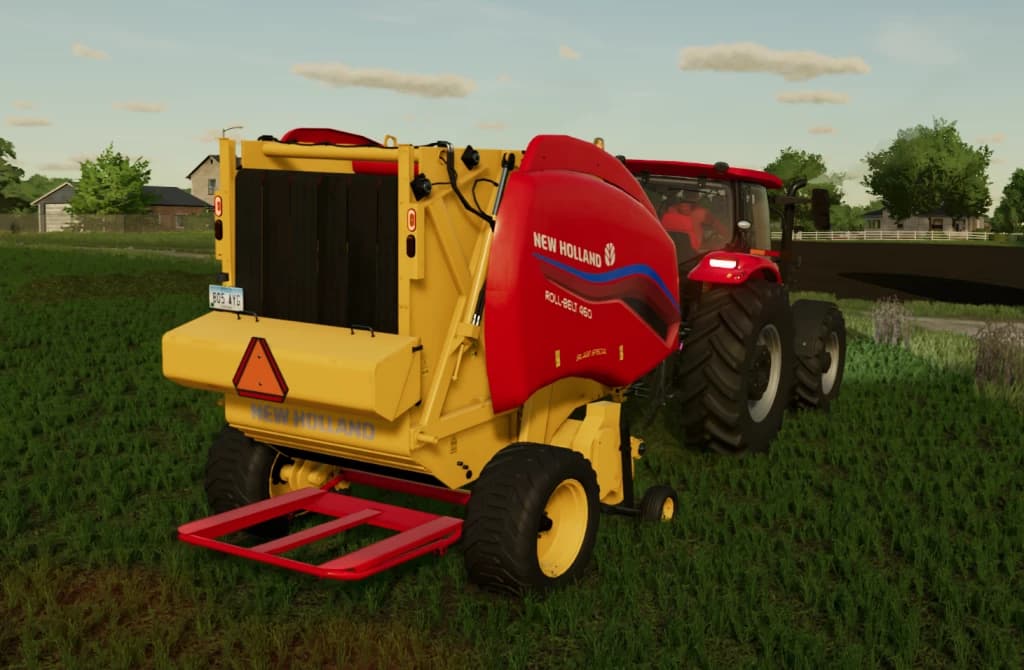 NEW HOLLAND AND CASE IH ROLL-BELT ROUND BALER