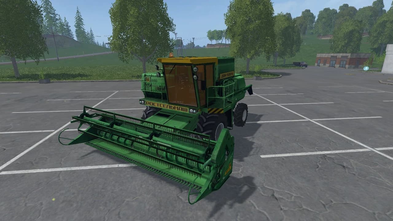 ROSTSELMASH DON 1500BY OLD GREEN