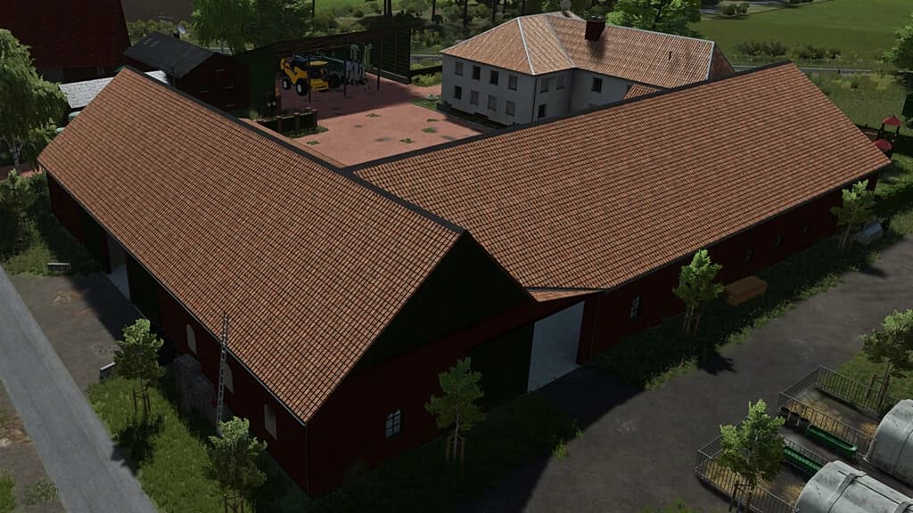 THREE SIDED FARM