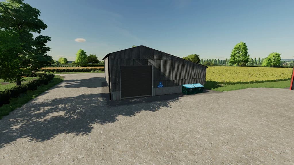 VEHICLE STORAGE WITH WORKSHOP