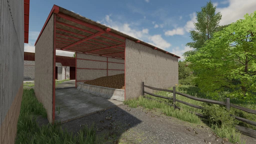 WAREHOUSE WITH CONVEYOR BELT