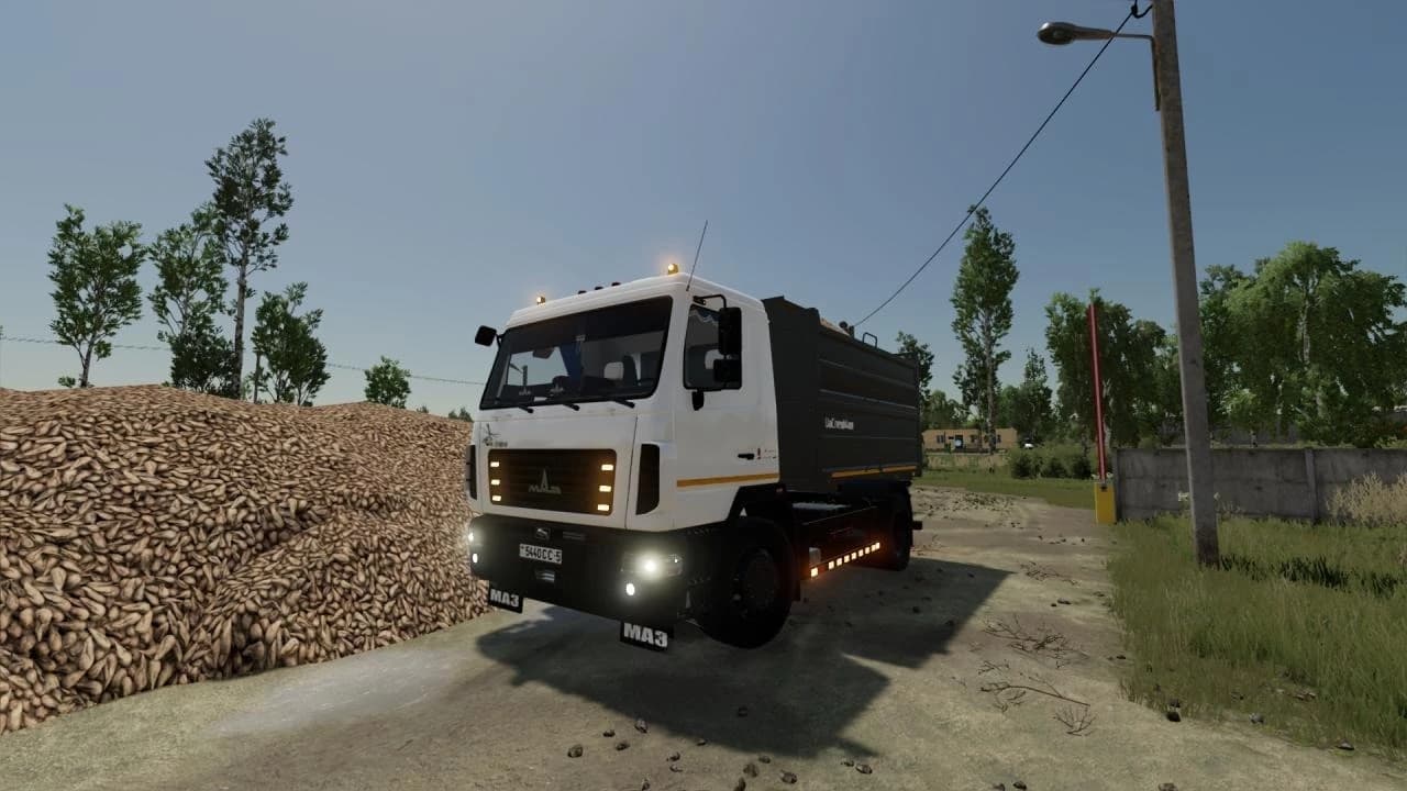MAZ 555026