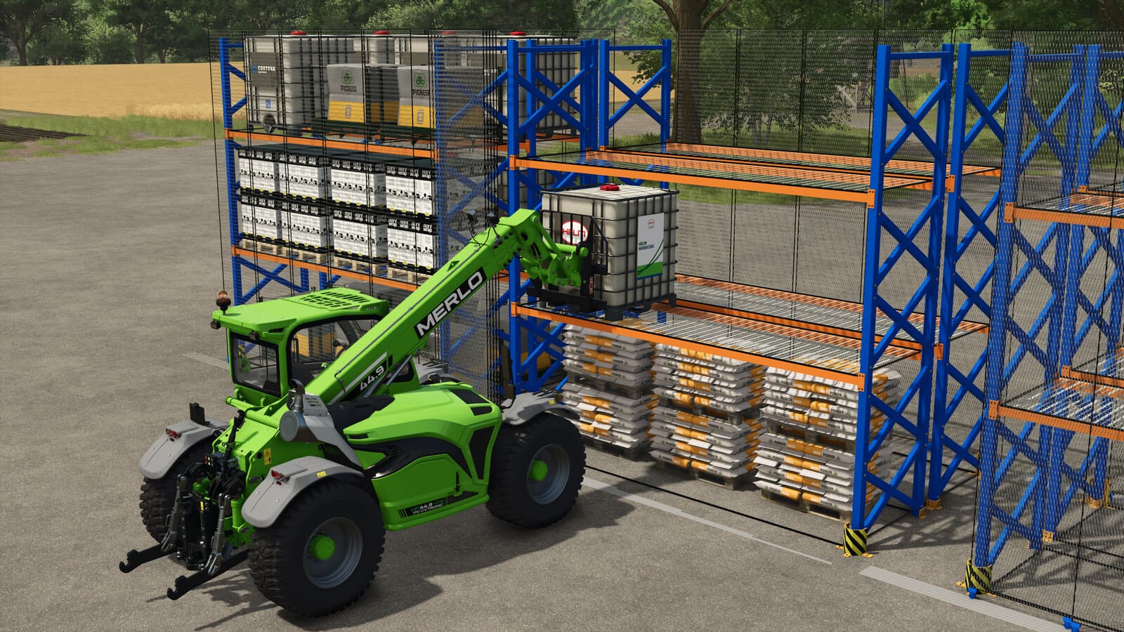 Pallet Racking With Safety Grilles
